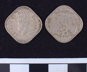 Thumbnail of Coin: British India, 1/2 Anna (1984.16.0157)