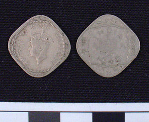 Thumbnail of Coin: British India, 1/2 Anna (1984.16.0159)
