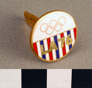 Thumbnail of Commemorative Olympic Cuff Link  (1977.01.0370B)