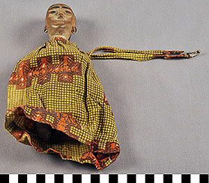 Thumbnail of Mmoatia Doll (2013.05.1306A)