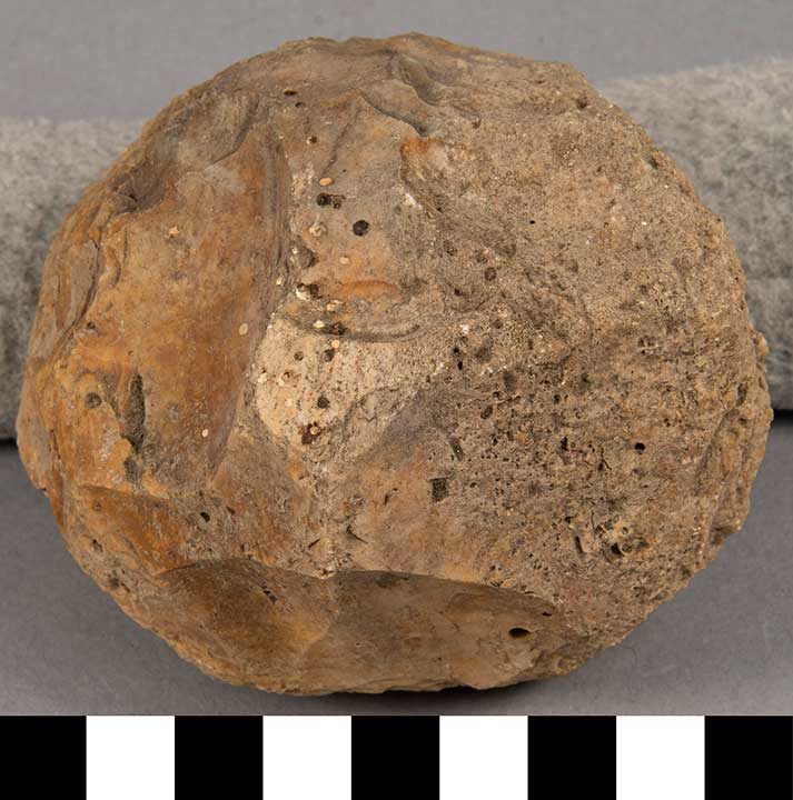 Thumbnail of Stone Tool: Hammerstone (1924.02.0884)
